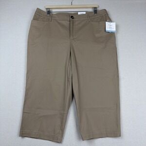 Croft & Barrow Mid-Rise Classic Fit Capri Pants Women Plus 16W Beige NWT Stretch